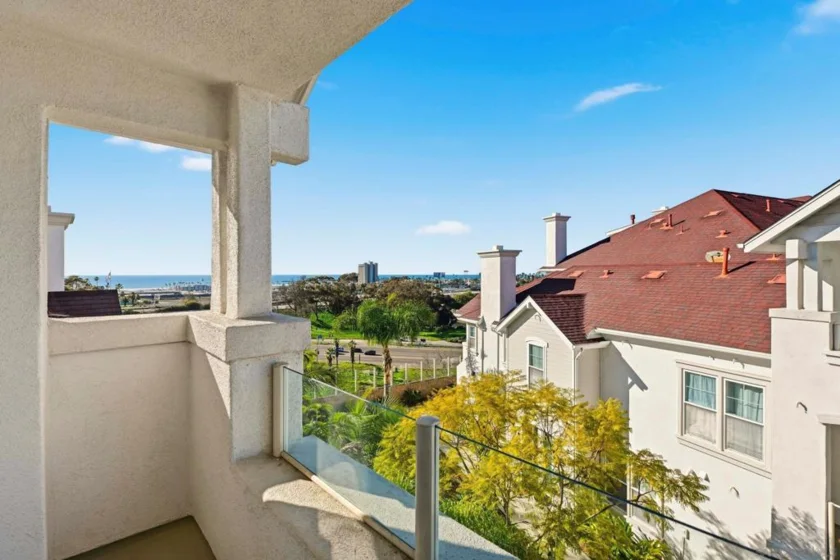 845 Harbor Cliff Way #305 photo 25