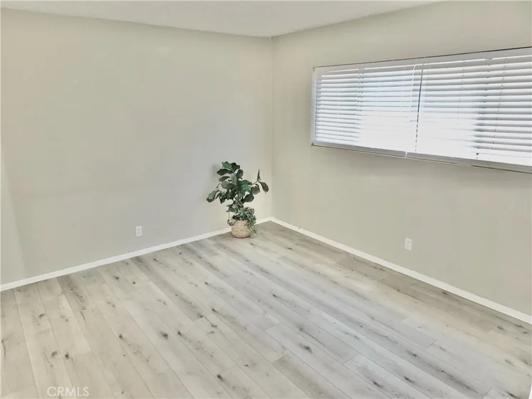 545 Chestnut Avenue #203 photo 6
