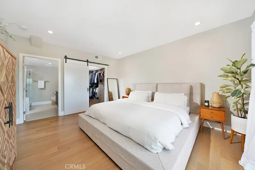 2939 Leeward Avenue #516 photo 5