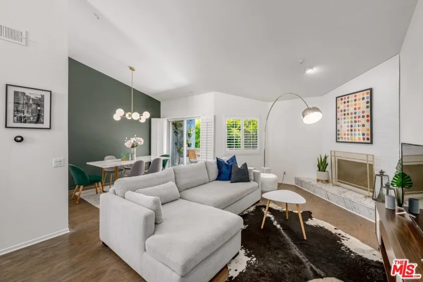 1222 N Kings Road #PH11 photo 1