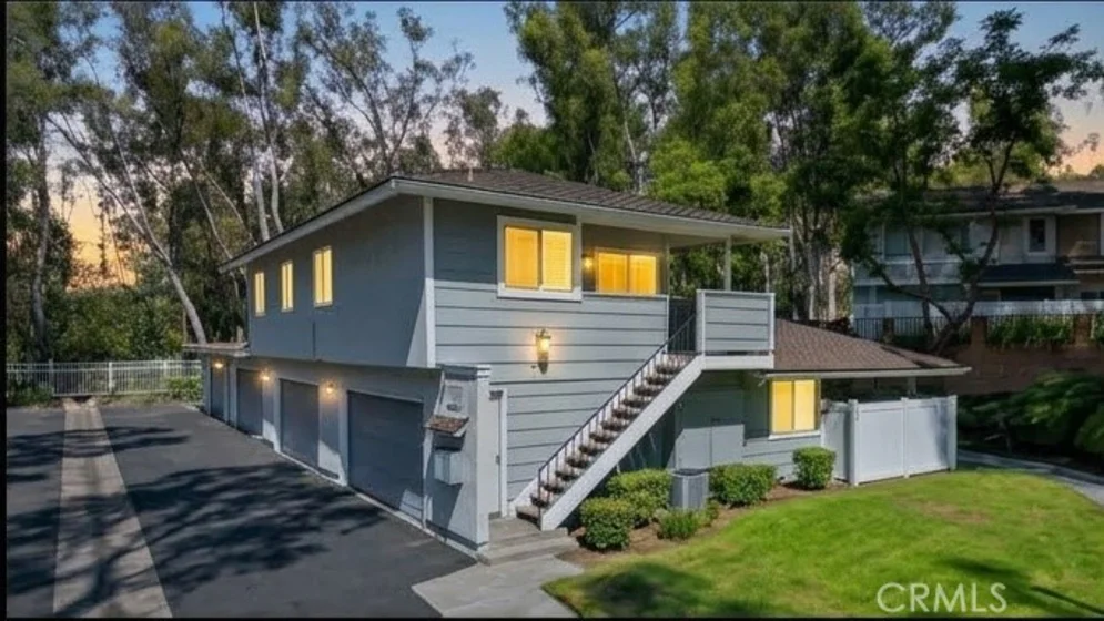 2536 Coventry photo 1