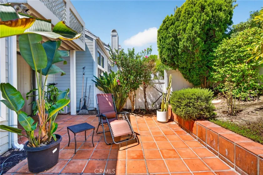 1150 W Capitol Drive #101 photo 30