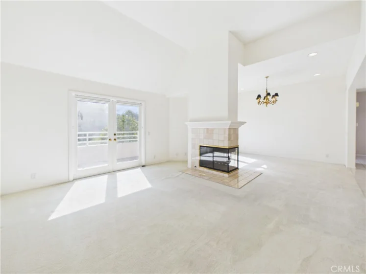 23534 Longmeadow photo 29
