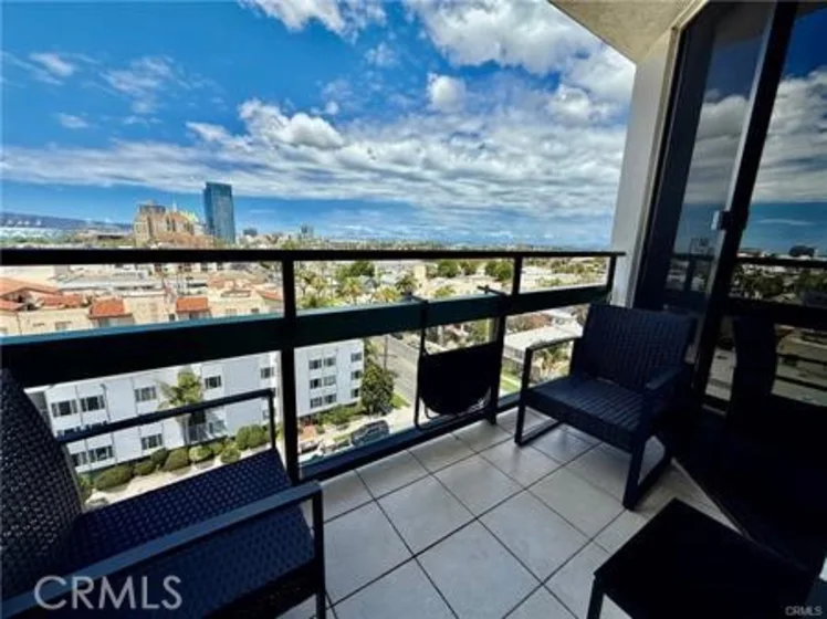 1310 E Ocean #906 photo 24