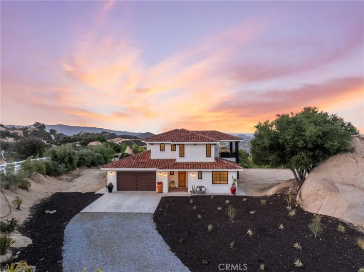 41950 Hacienda Drive photo 1