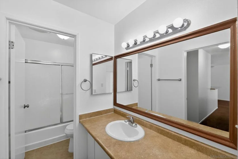 1621 S Hotel Circle #E215 photo 4