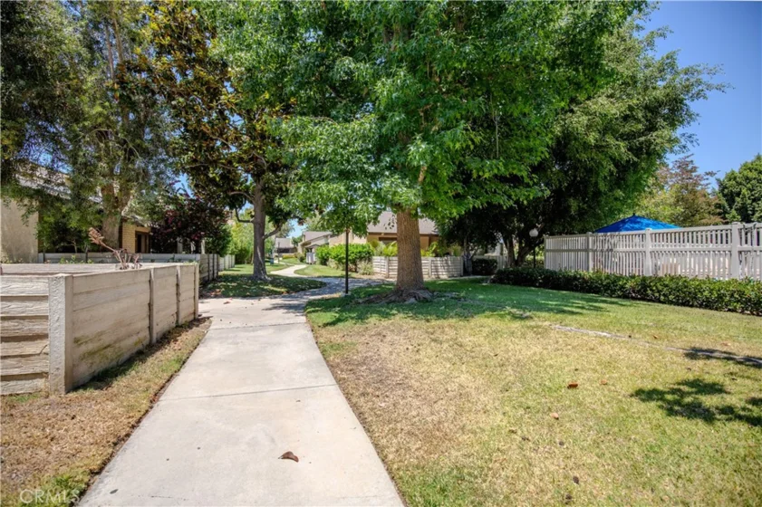 2528 N Tustin #D photo 33