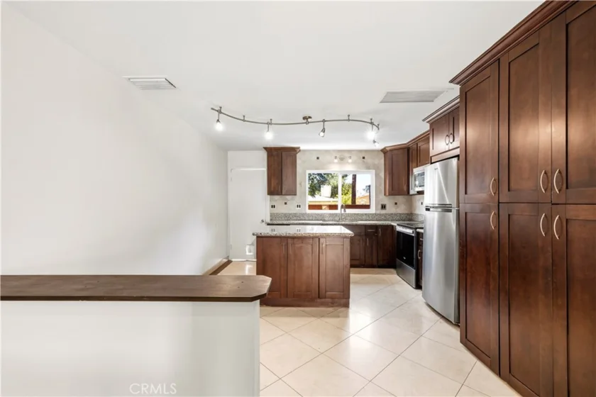 7320 Lennox Avenue #D8 photo 10