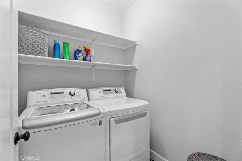 59 Colony photo 16