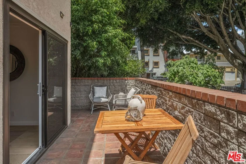 914 2nd Street #A photo 7