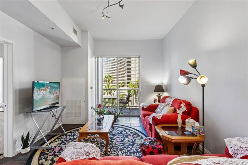 388 E Ocean Boulevard #709 photo 7