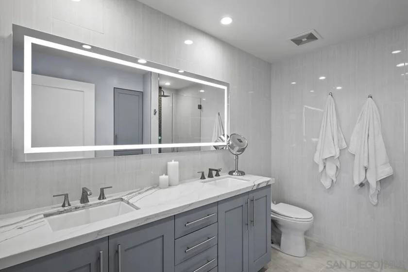 700 W E Street #2903 photo 26