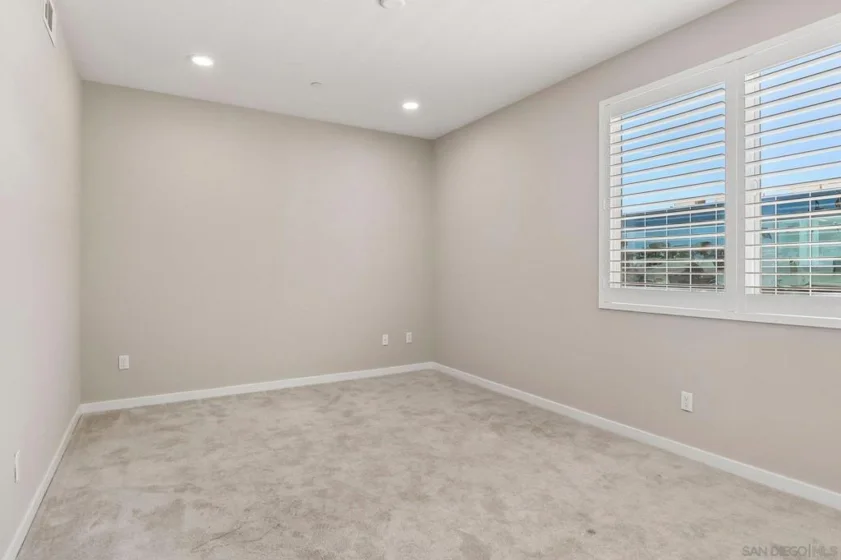 3533 3rd Avenue photo 10