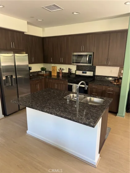 4260 Powell Way #118 photo 14
