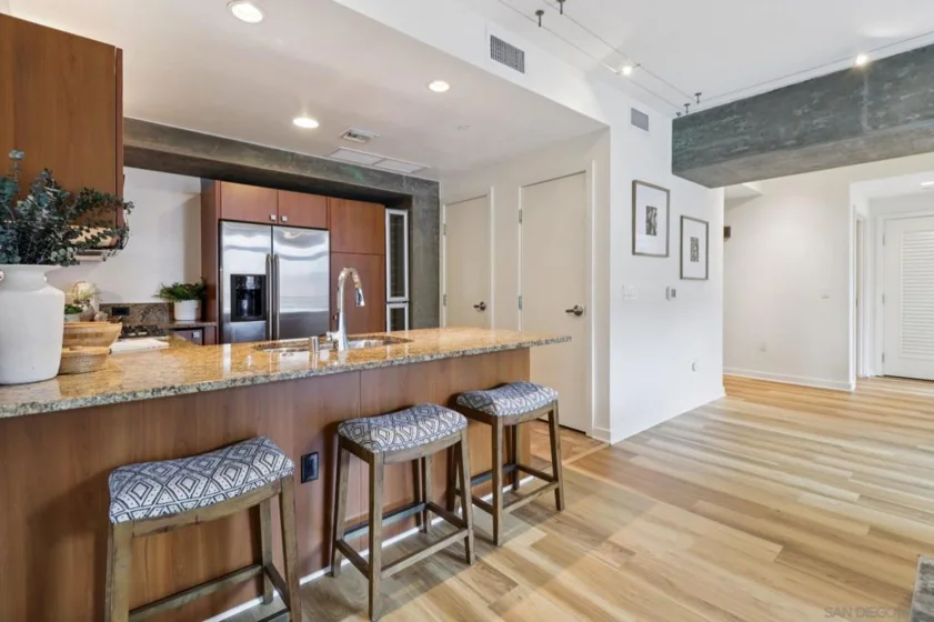 800 The Mark Lane #607 photo 11