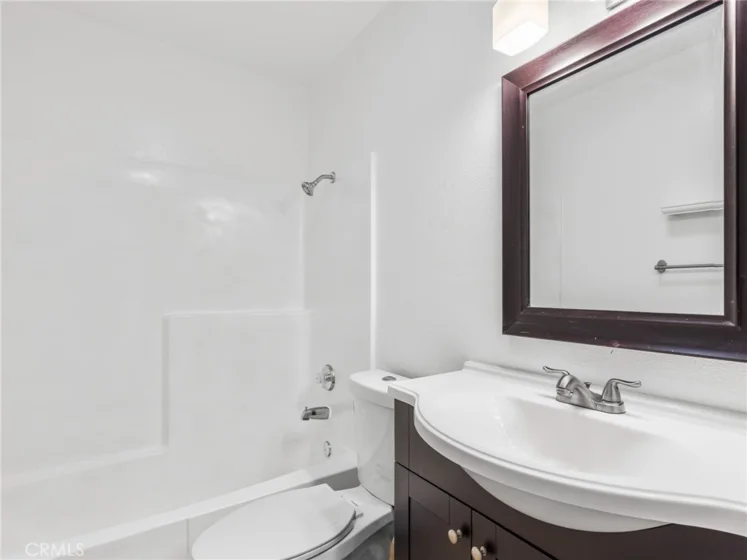 2710 W Segerstrom Avenue #F photo 17