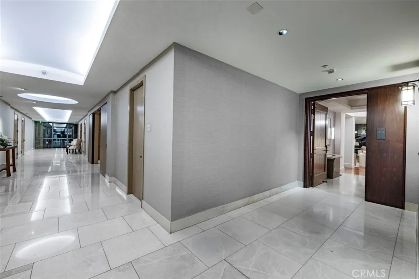 345 E Colorado Boulevard #404 photo 6
