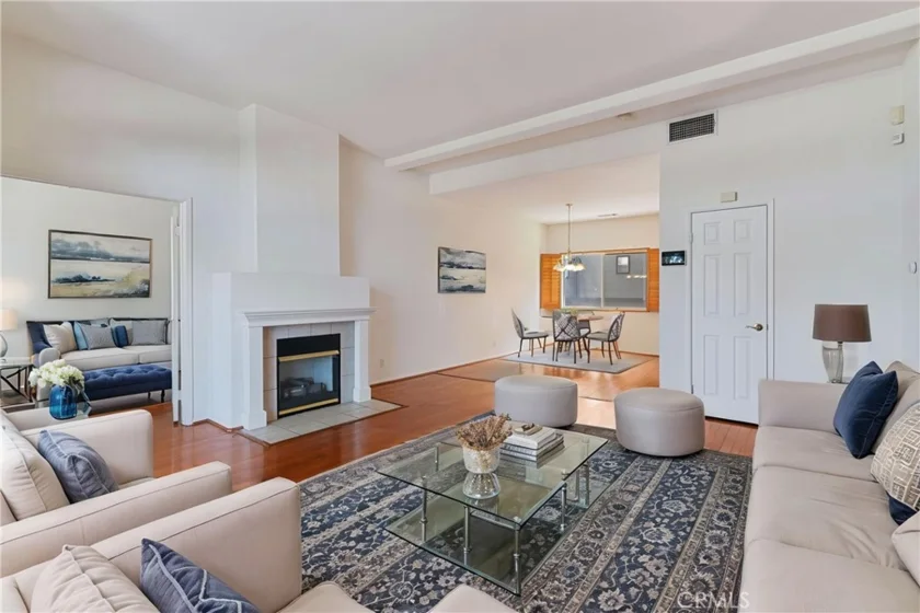 500 N Rosemead #29 photo 2