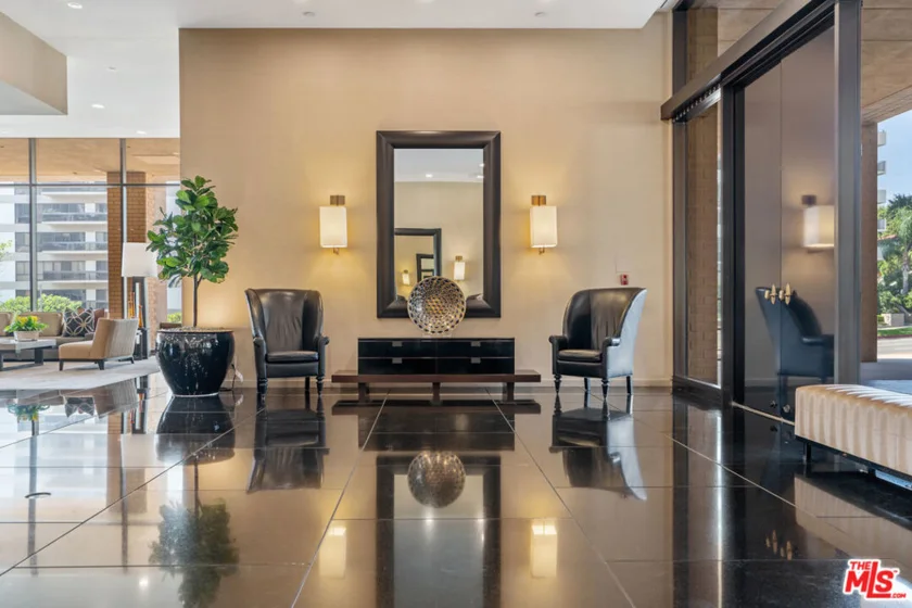 10430 Wilshire Boulevard #606 photo 33