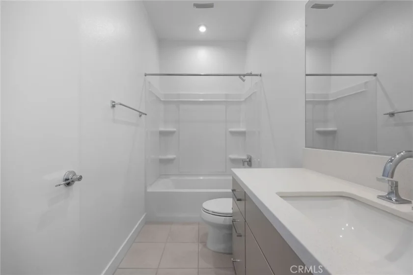 669 S Lyon Street photo 53