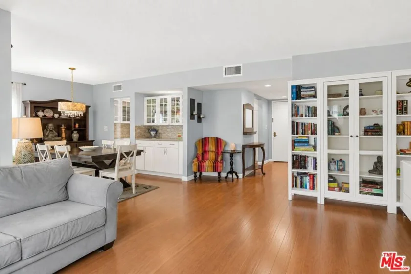 441 E San Jose Avenue #209 photo 2