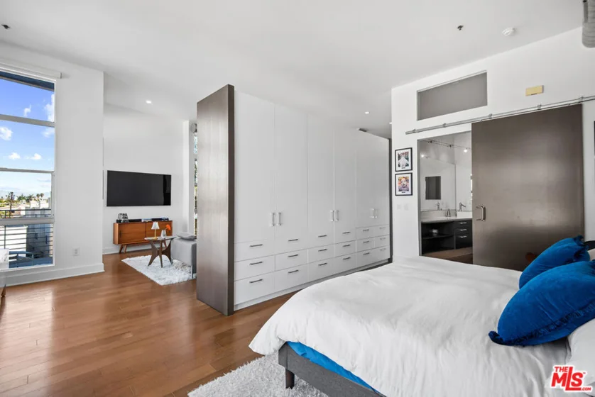 13320 Beach Avenue #304 photo 13