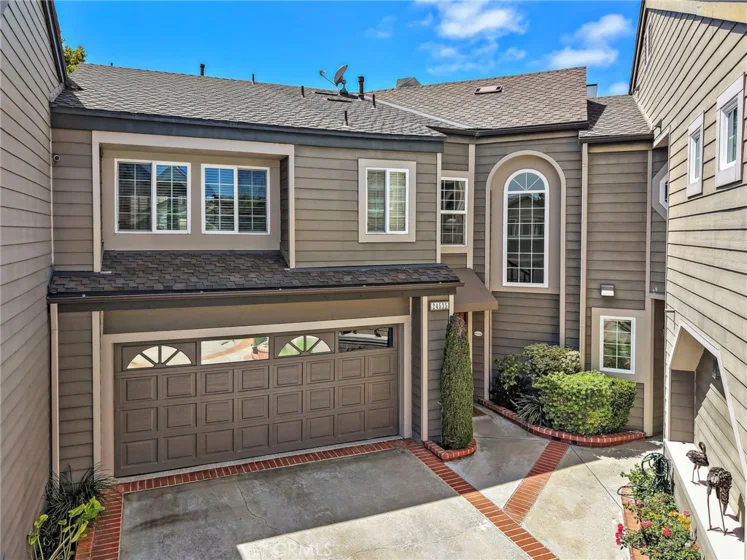24535 Santa Clara photo 2