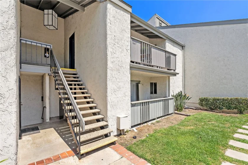 1665 Brea photo 18