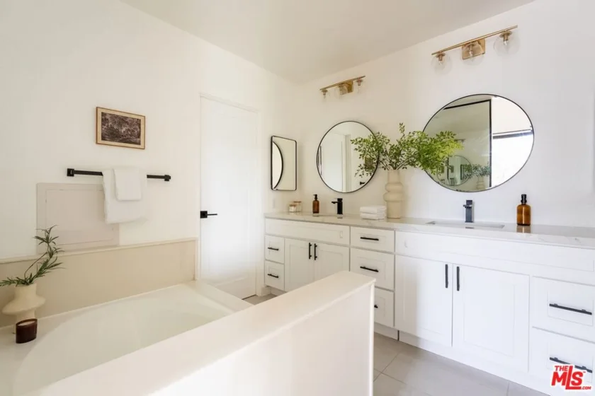4600 Glencoe Avenue #2 photo 8