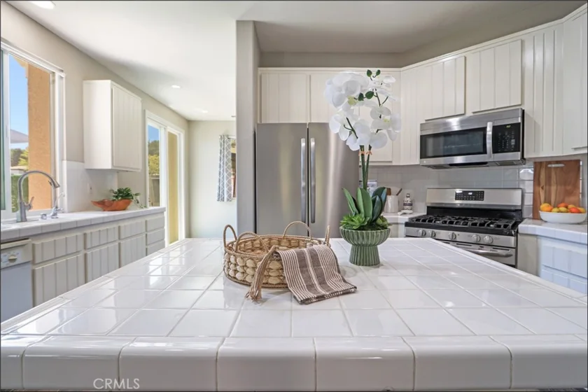 10 Bluff Cove photo 8