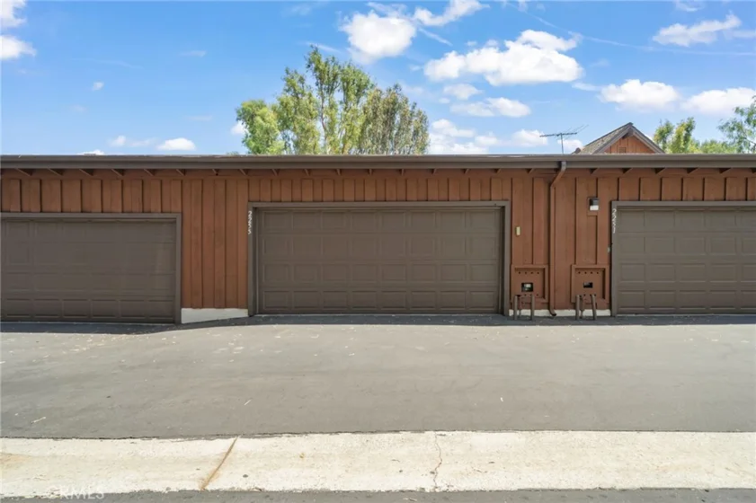 2253 Stonewood Court photo 35