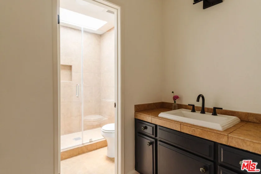 4059 La Salle Avenue #104 photo 23