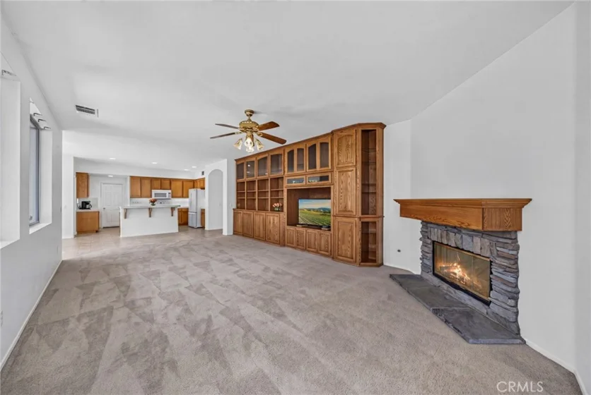39977 Chalon Court photo 5