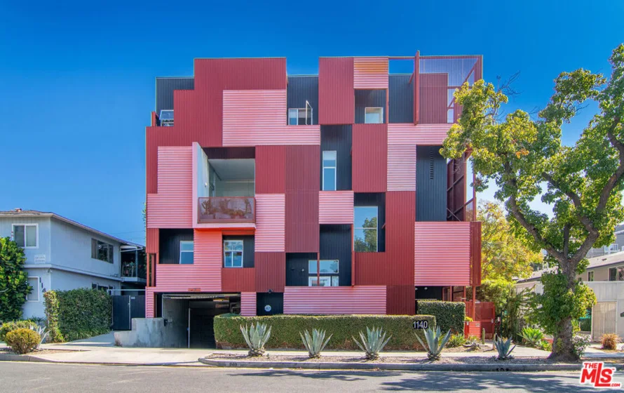 1140 N Formosa Avenue #10 photo 1