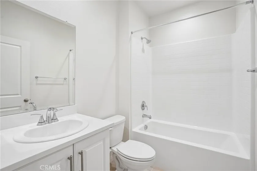 5876 Linden Ave Avenue #6 photo 9