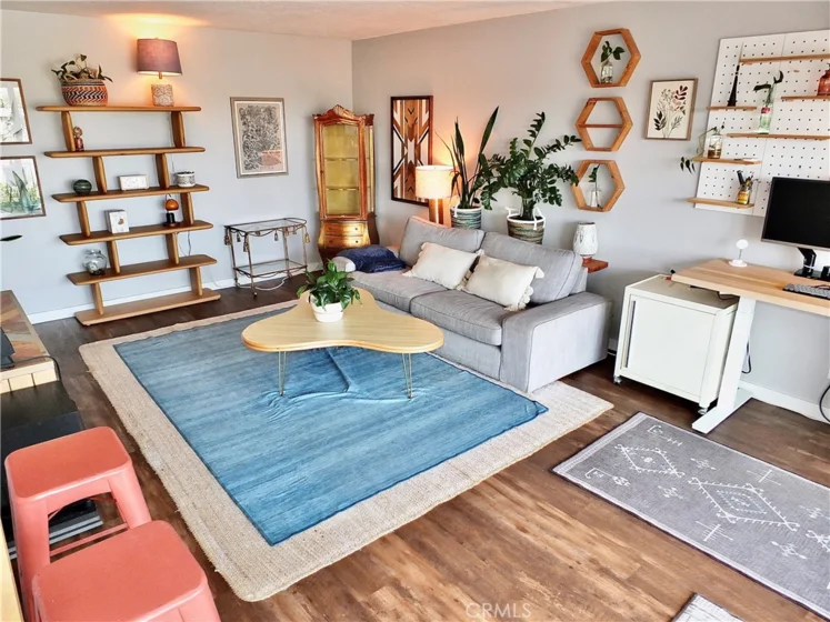 372 E Carroll Park #406 photo 3