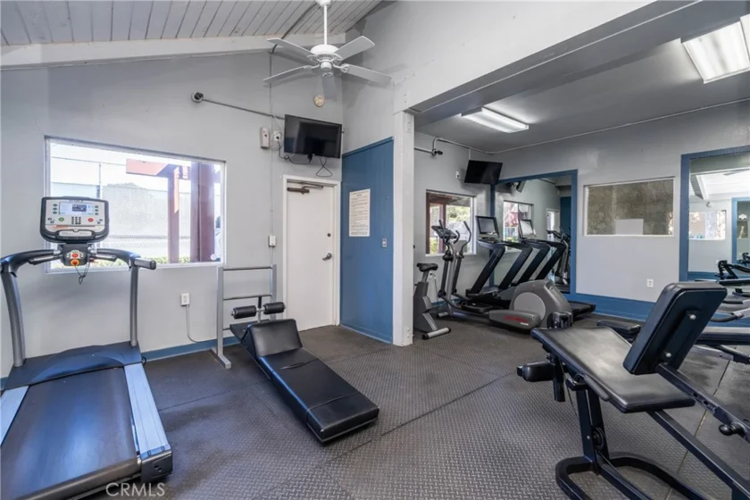1010 W Macarthur Boulevard #77 photo 32