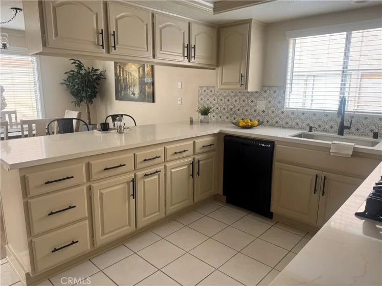 818 S Averill #2 photo 4