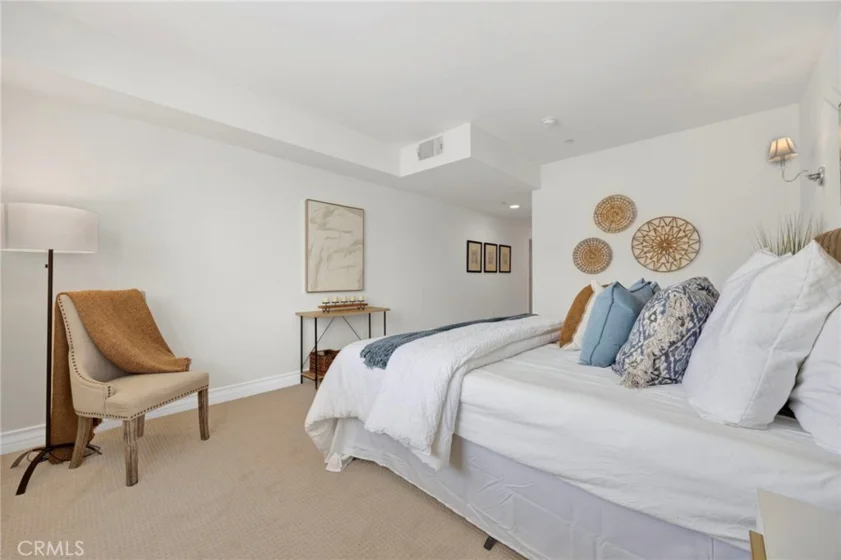 1726 S Bentley Avenue #403 photo 7