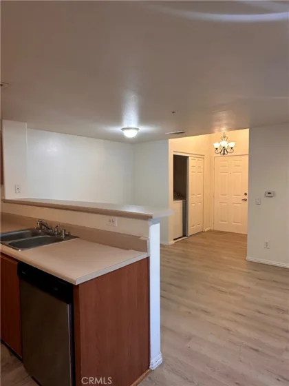 31221 Taylor photo 6