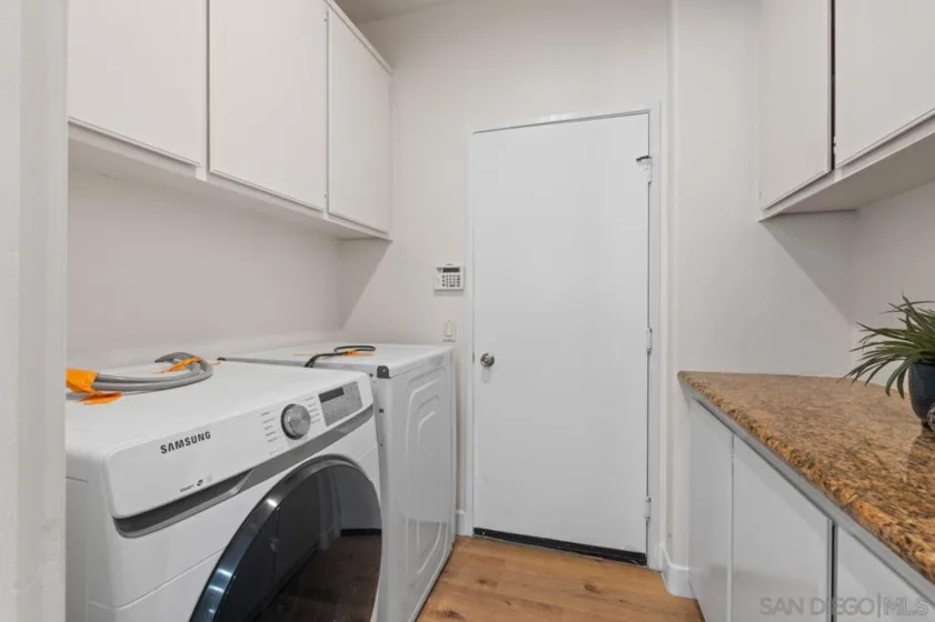 12636 Springbrook #E photo 18