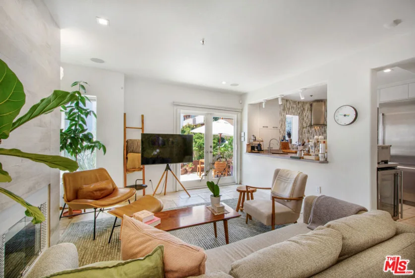 11838 Kiowa Avenue #101 photo 37