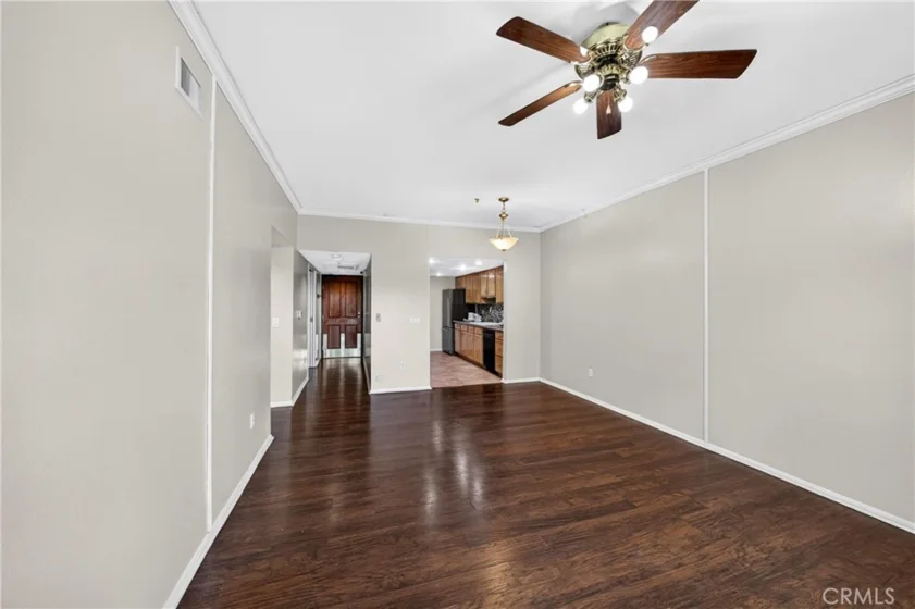 11124 Burbank Boulevard #108 photo 4