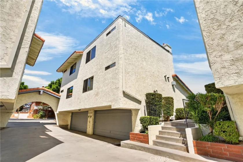 648 Coronado photo 45