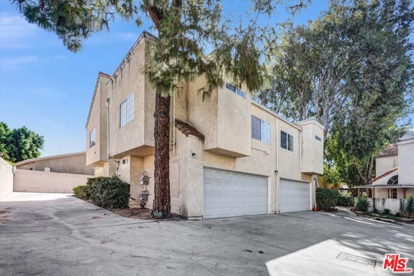 14363 Nordhoff Street #B photo 19