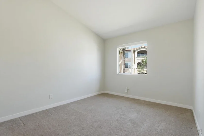 5130 N River Road #Unit B photo 35