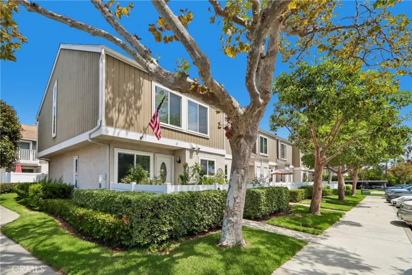 73 Bentwood Lane photo 3