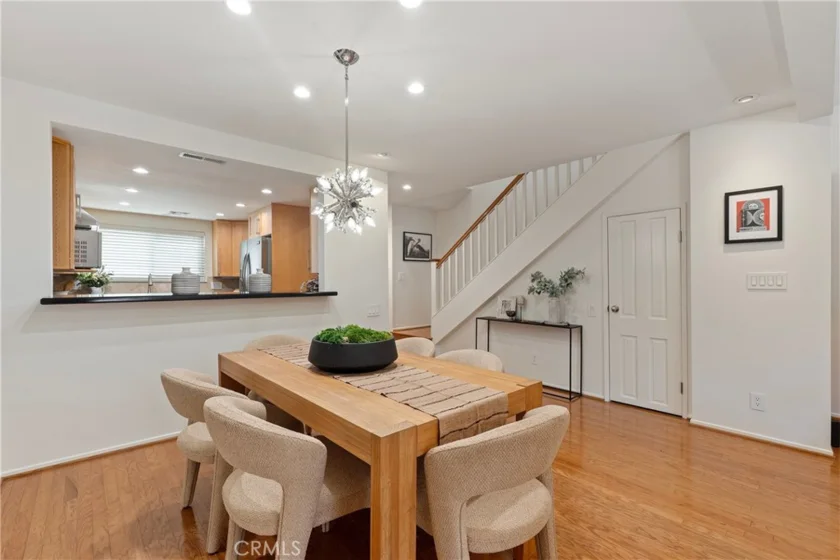 10933 Wellworth Avenue #10 photo 4