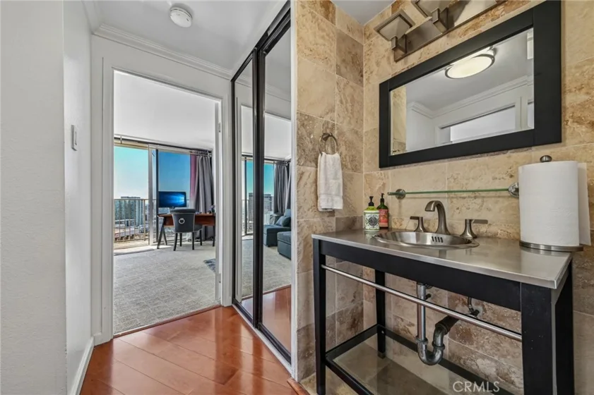 700 E Ocean Boulevard #2801 photo 27