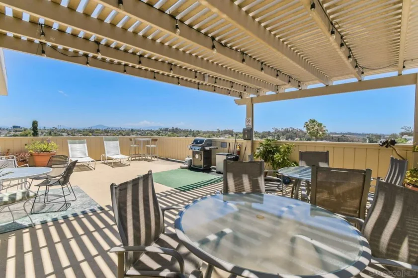 1907 Robinson Avenue #304 photo 15